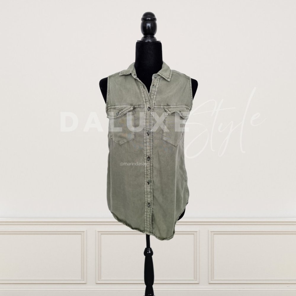 Military Inspired Sleeveless Shirt